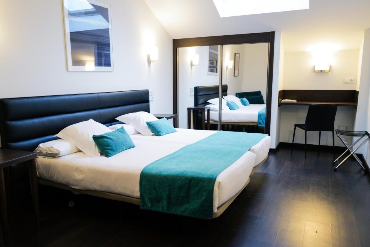 Hotel Villa Rosario Ii, Edificio Moderno Ribadesella Ngoại thất bức ảnh
