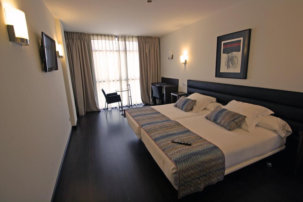 Hotel Villa Rosario Ii, Edificio Moderno Ribadesella Ngoại thất bức ảnh